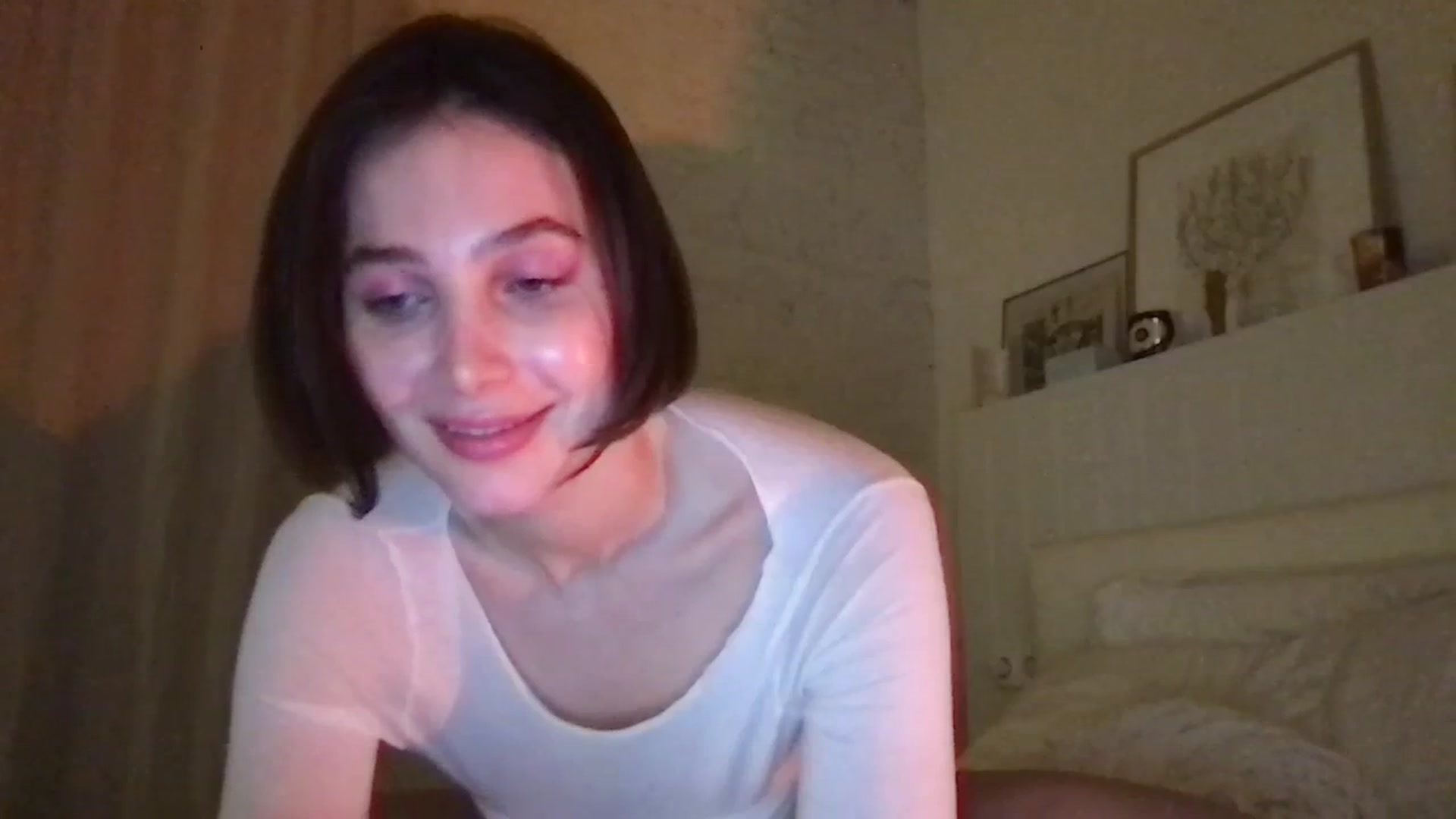 Gallery image thumbnail from LaLune's myfreecams stream on, 01/16/2024, 23:42 image 11 of 20