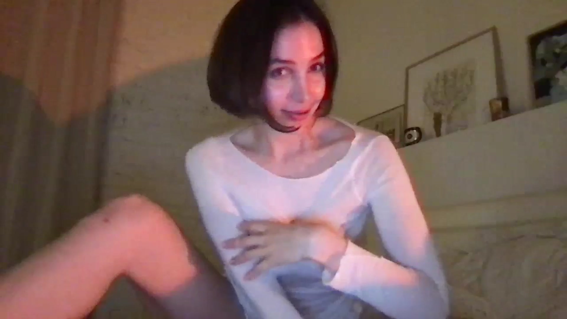 Gallery image thumbnail from LaLune's myfreecams stream on, 01/16/2024, 23:42 image 19 of 20