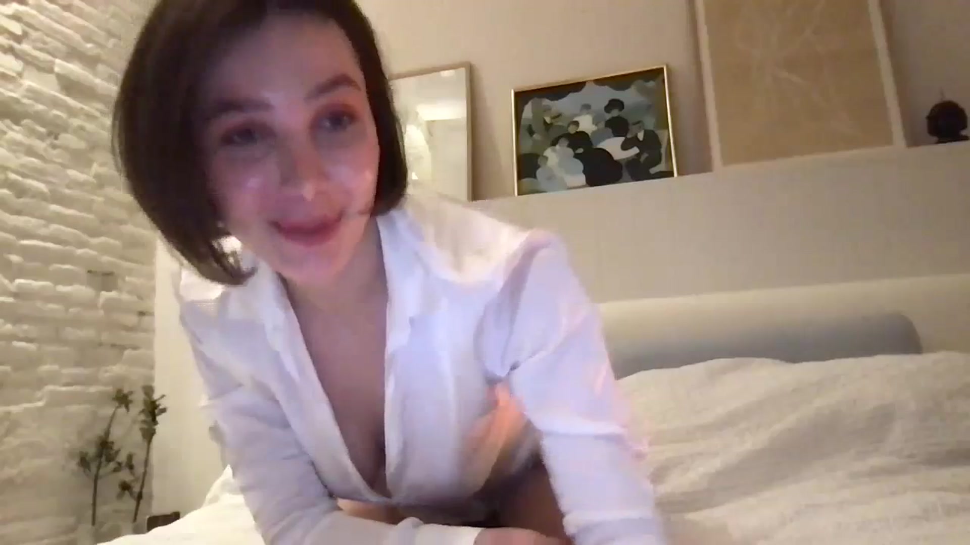 Gallery image thumbnail from LaLune's myfreecams stream on, 01/24/2024, 19:07 image 12 of 20