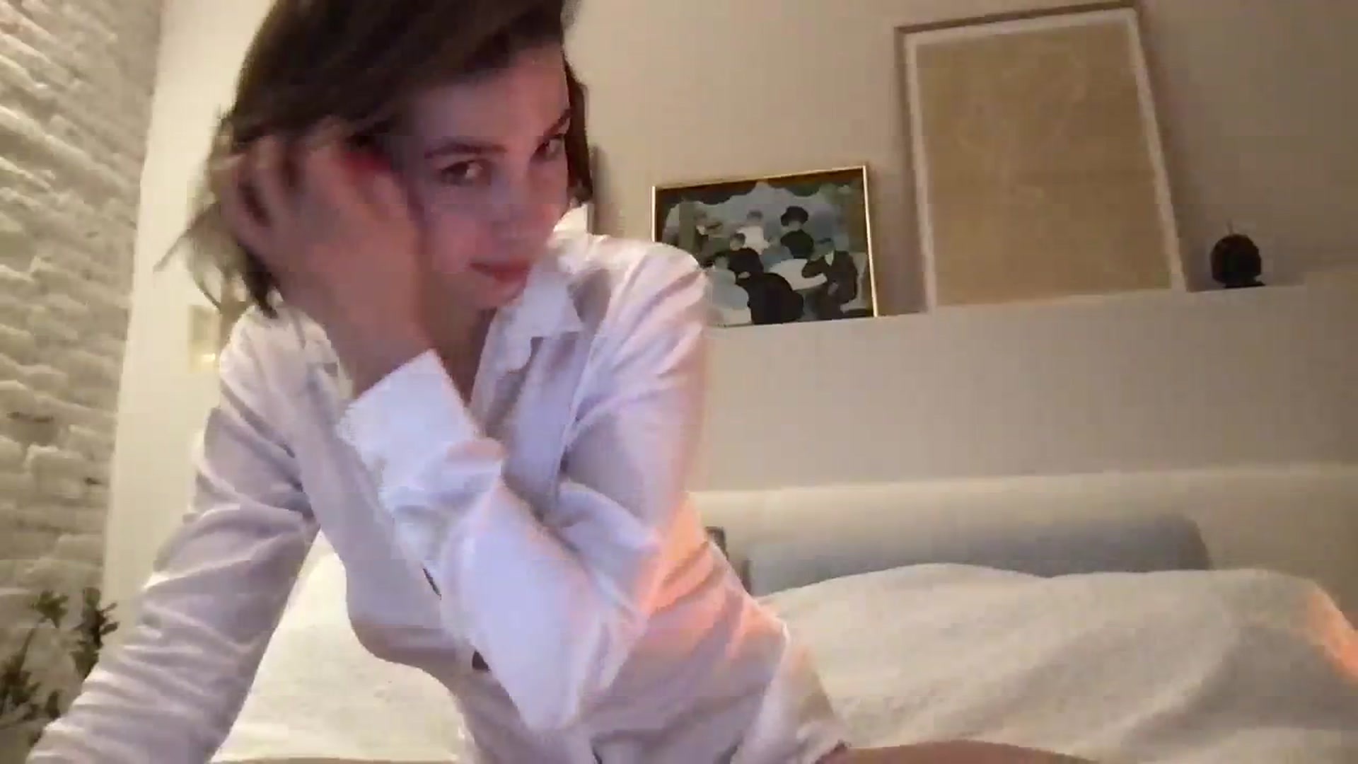 Gallery image thumbnail from LaLune's myfreecams stream on, 01/24/2024, 19:07 image 2 of 20