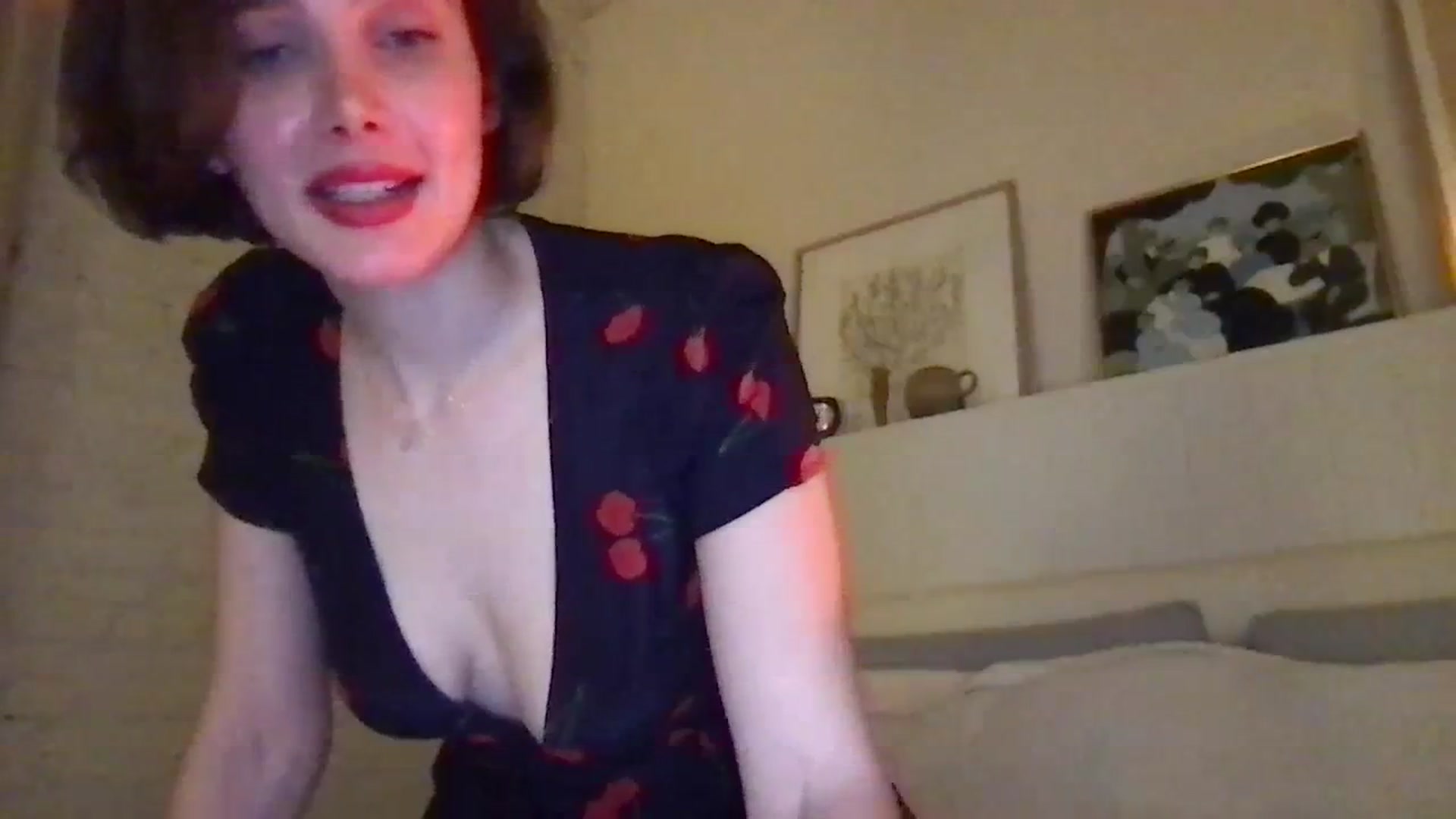 Gallery image thumbnail from LaLune's myfreecams stream on, 01/25/2024, 20:17 image 13 of 20
