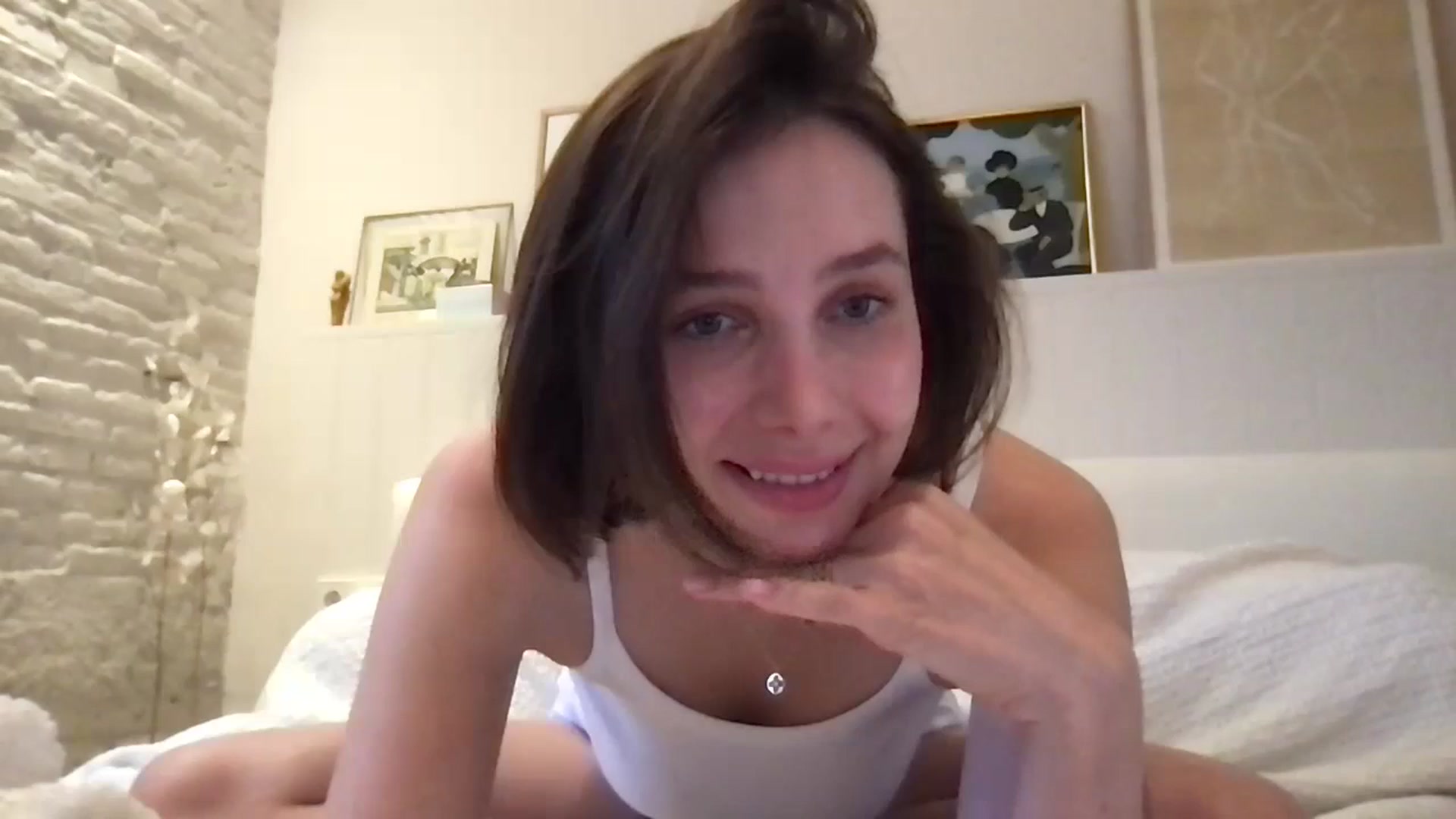 Gallery image thumbnail from LaLune's myfreecams stream on, 04/28/2024, 18:19 image 1 of 20