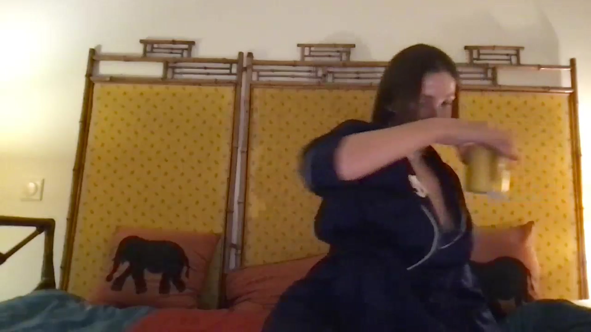 Gallery image thumbnail from LaLune's myfreecams stream on, 08/27/2024, 19:50 image 7 of 20