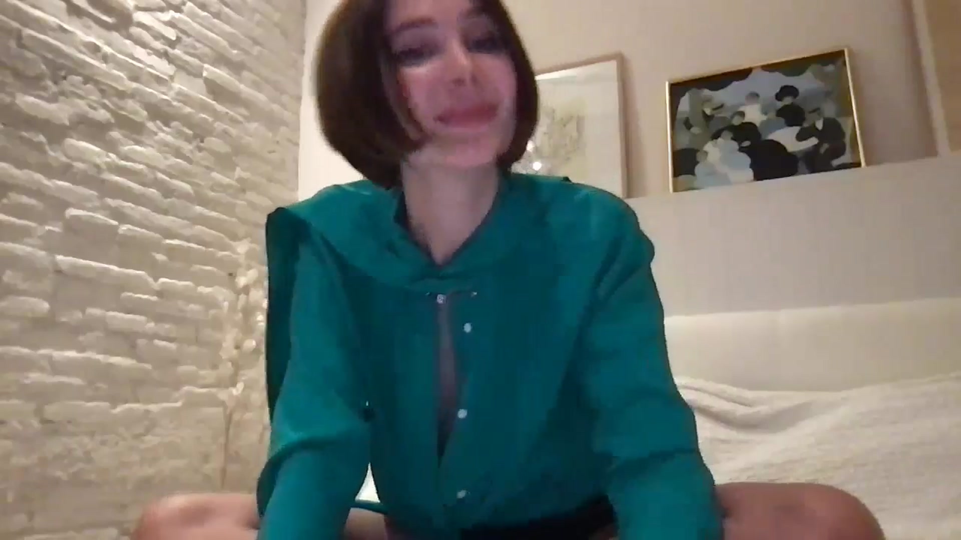 Gallery image thumbnail from LaLune's myfreecams stream on, 09/19/2024, 19:33 image 6 of 20
