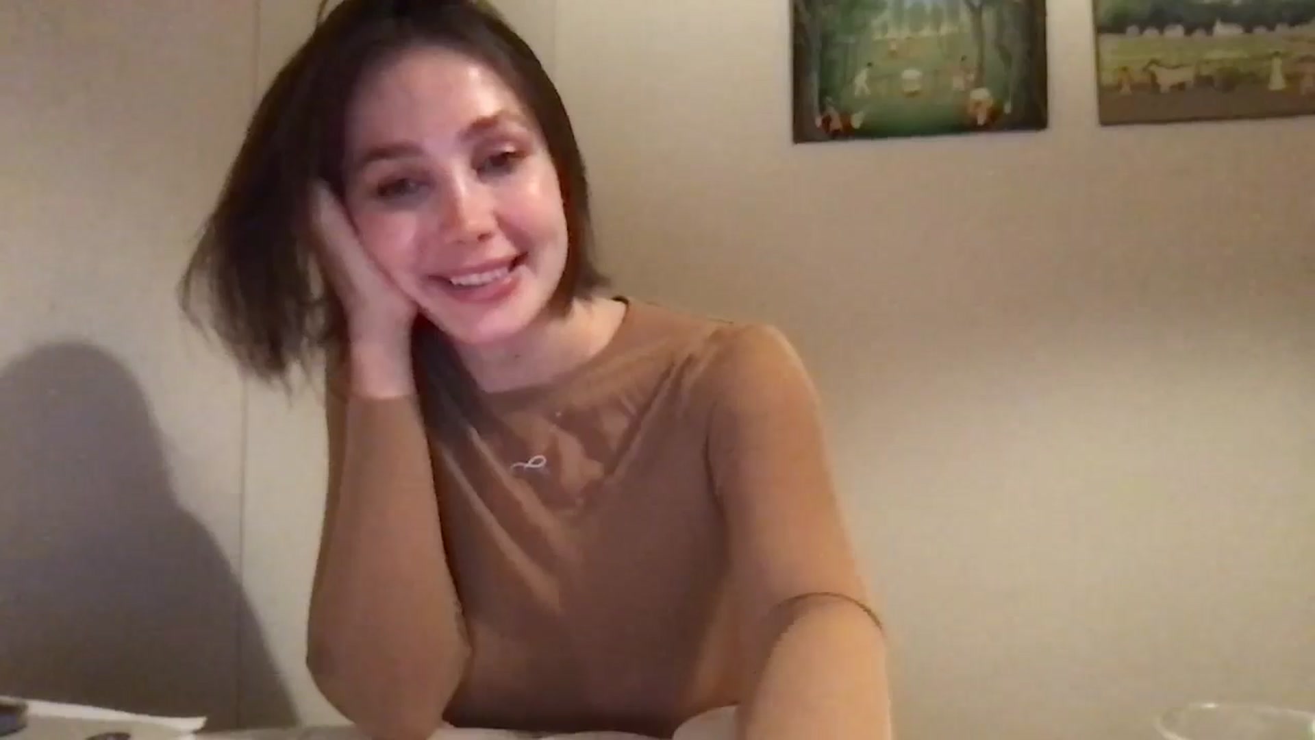 Gallery image thumbnail from LaLune's myfreecams stream on, 10/10/2024, 22:58 image 8 of 20