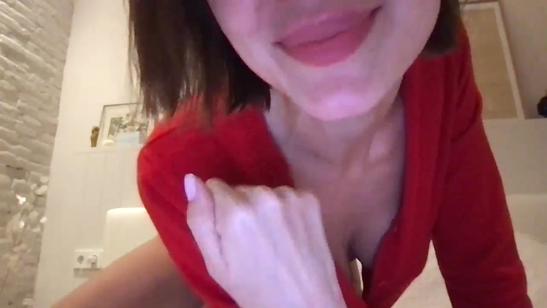 Gallery image thumbnail from LaLune's myfreecams stream on, 11/03/2024, 20:06 image 14 of 20