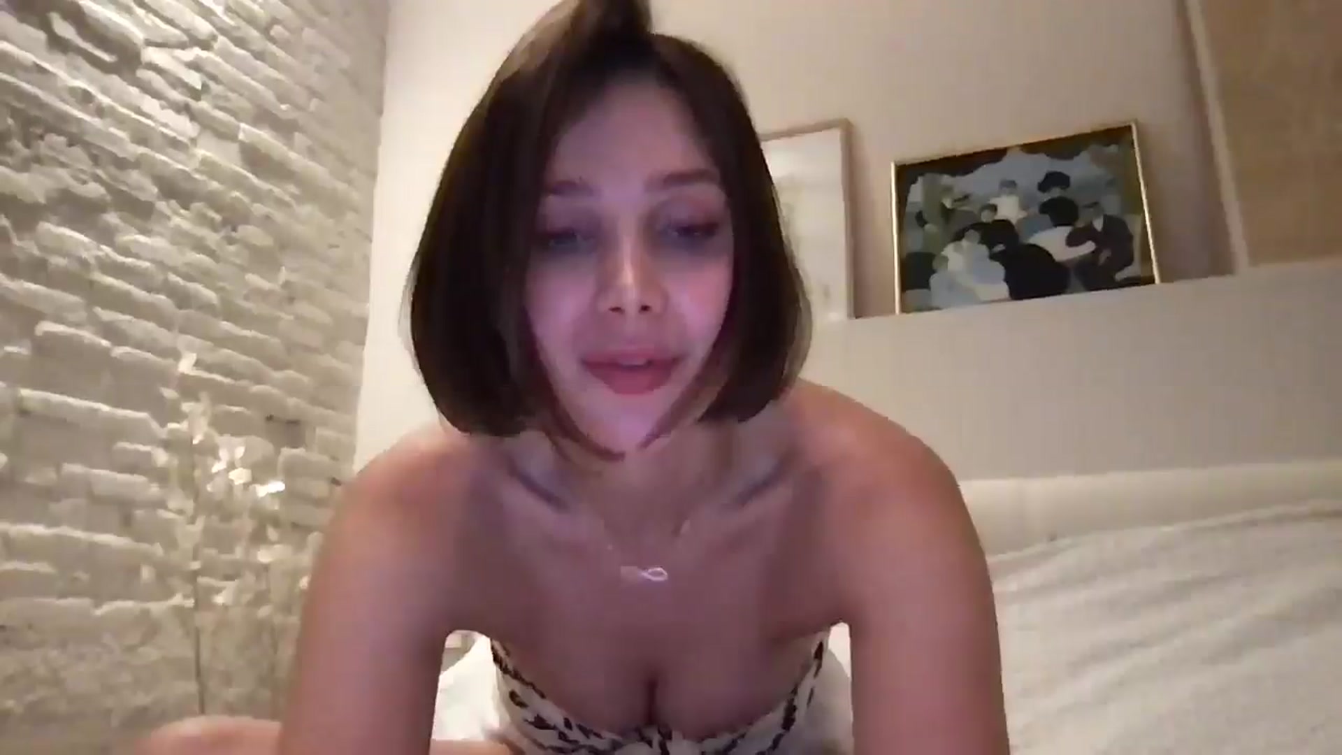 Gallery image thumbnail from LaLune's myfreecams stream on, 02/06/2025, 22:06 image 8 of 20