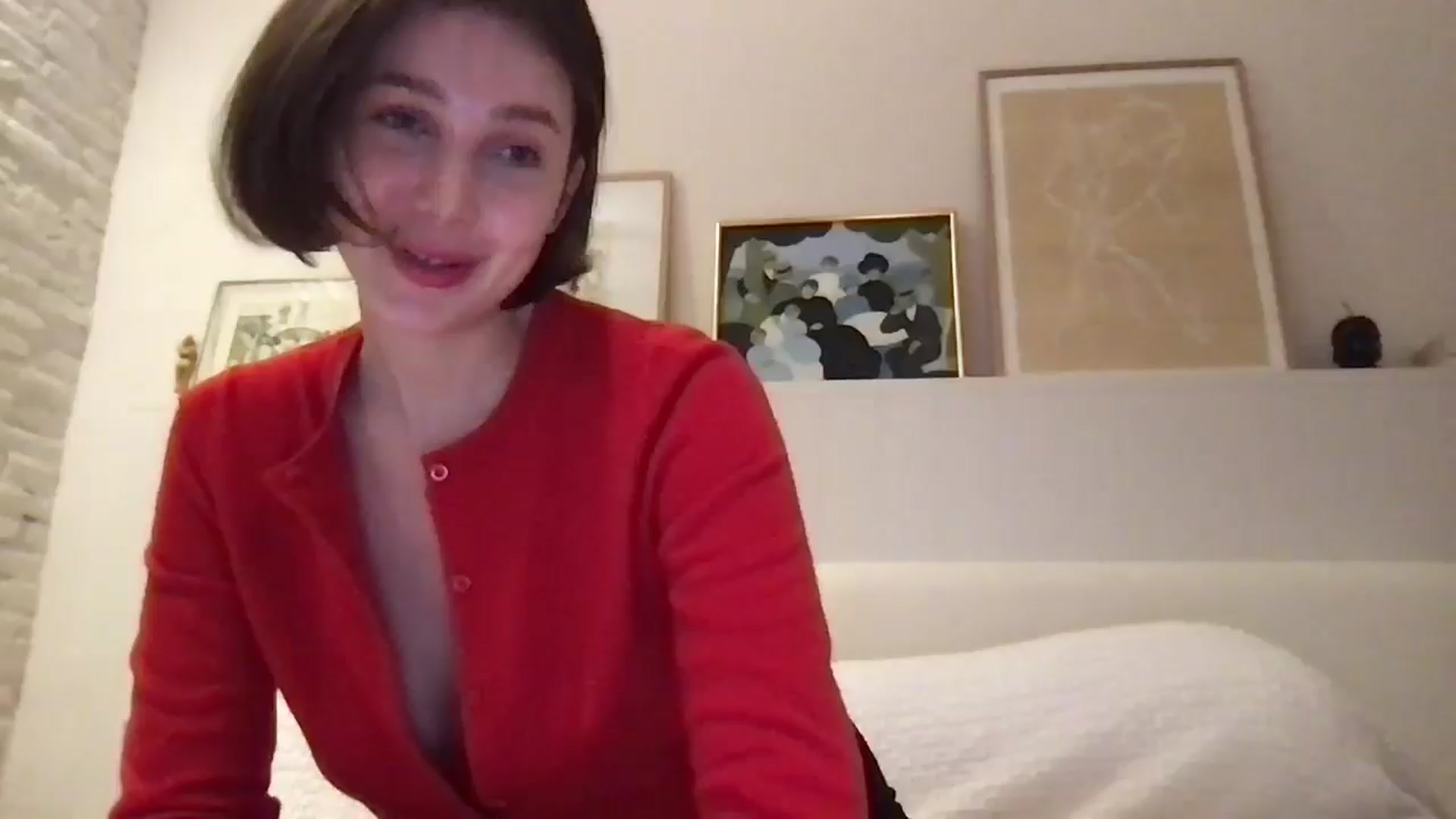 Gallery image thumbnail from LaLune's myfreecams stream on, 02/15/2025, 17:40 image 4 of 20
