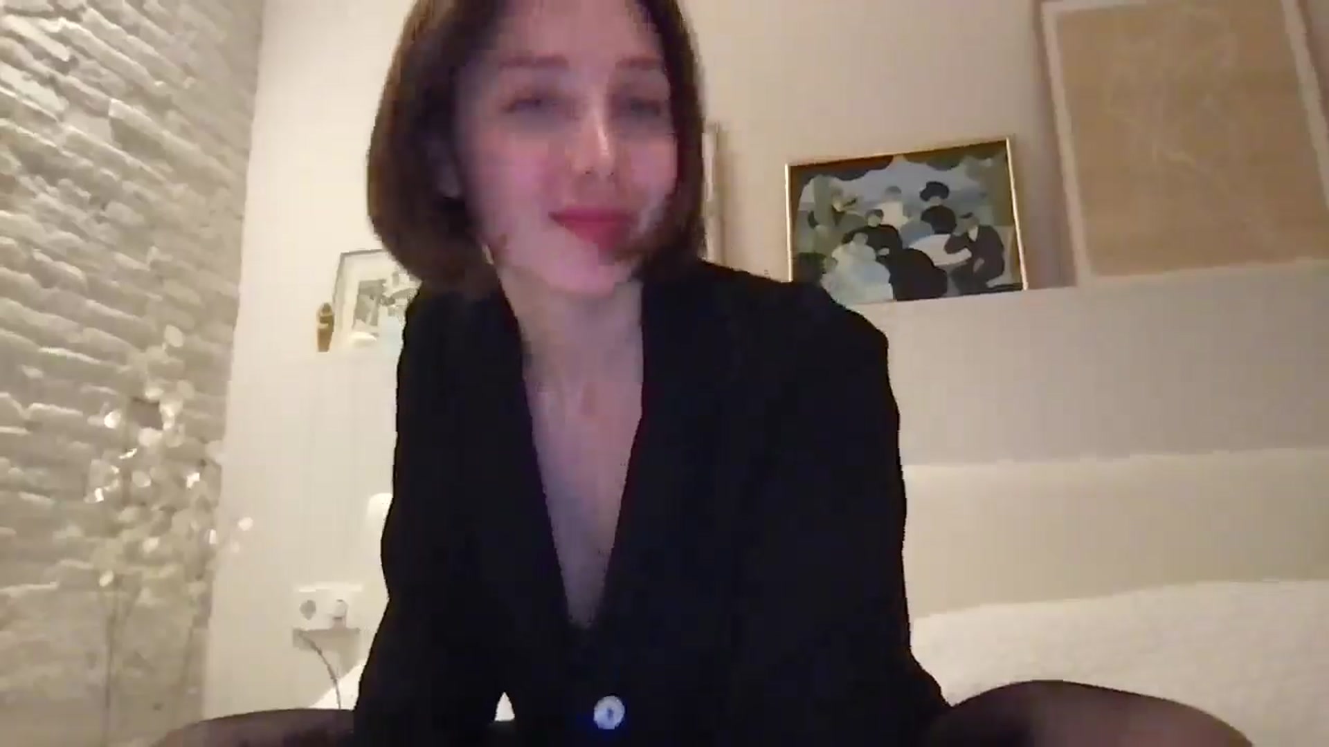 Gallery image thumbnail from LaLune's myfreecams stream on, 02/28/2025, 21:41 image 14 of 20