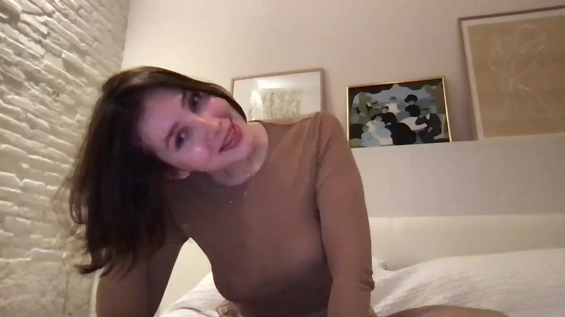 Gallery image thumbnail from LaLune's myfreecams stream on, 03/13/2025, 21:26 image 8 of 20
