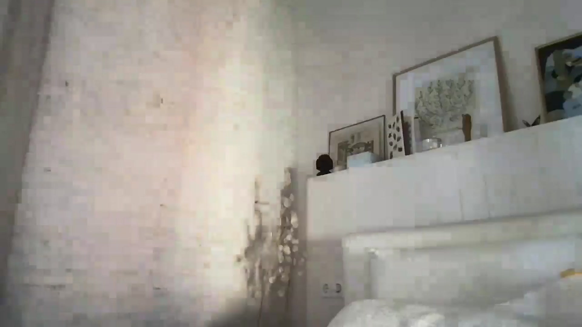 Gallery image thumbnail from LaLune's myfreecams stream on, 07/13/2025, 17:06 image 12 of 20