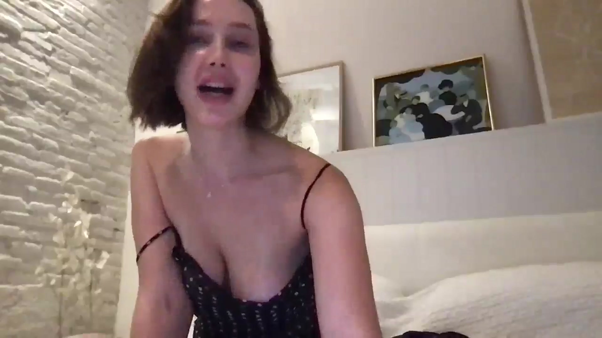 Gallery image thumbnail from LaLune's myfreecams stream on, 07/24/2025, 17:10 image 12 of 20