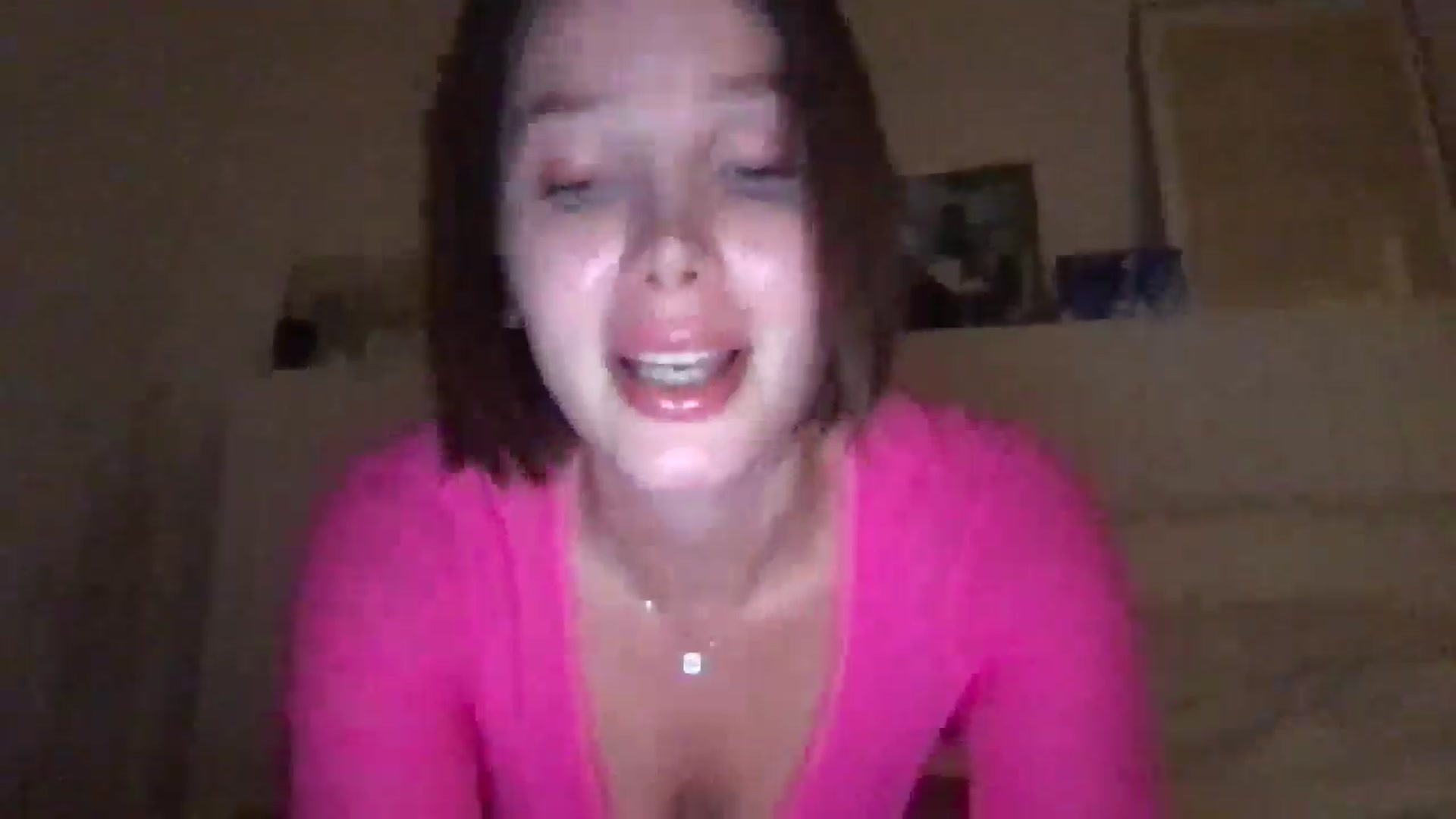 Gallery image thumbnail from LaLune's myfreecams stream on, 09/14/2025, 19:17 image 7 of 20