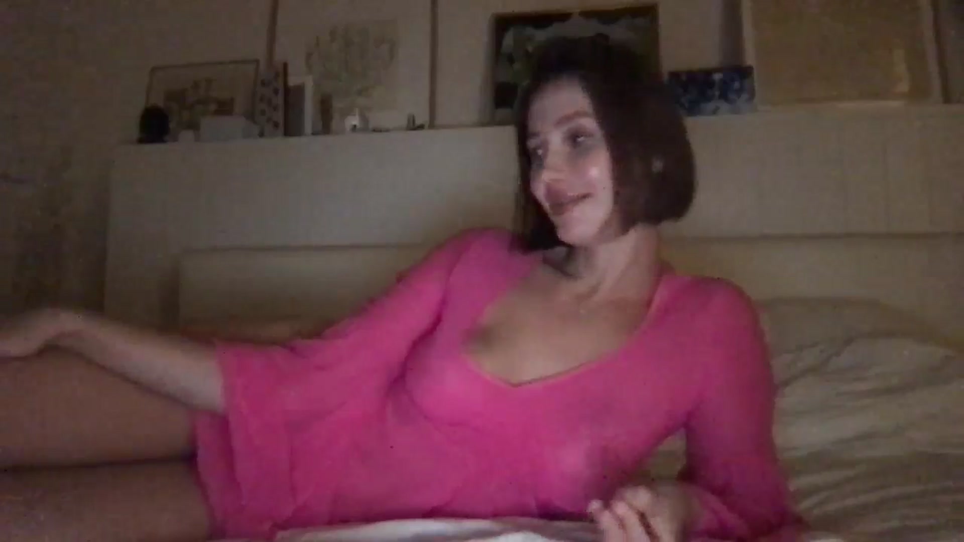 Gallery image thumbnail from LaLune's myfreecams stream on, 09/14/2025, 19:17 image 10 of 20