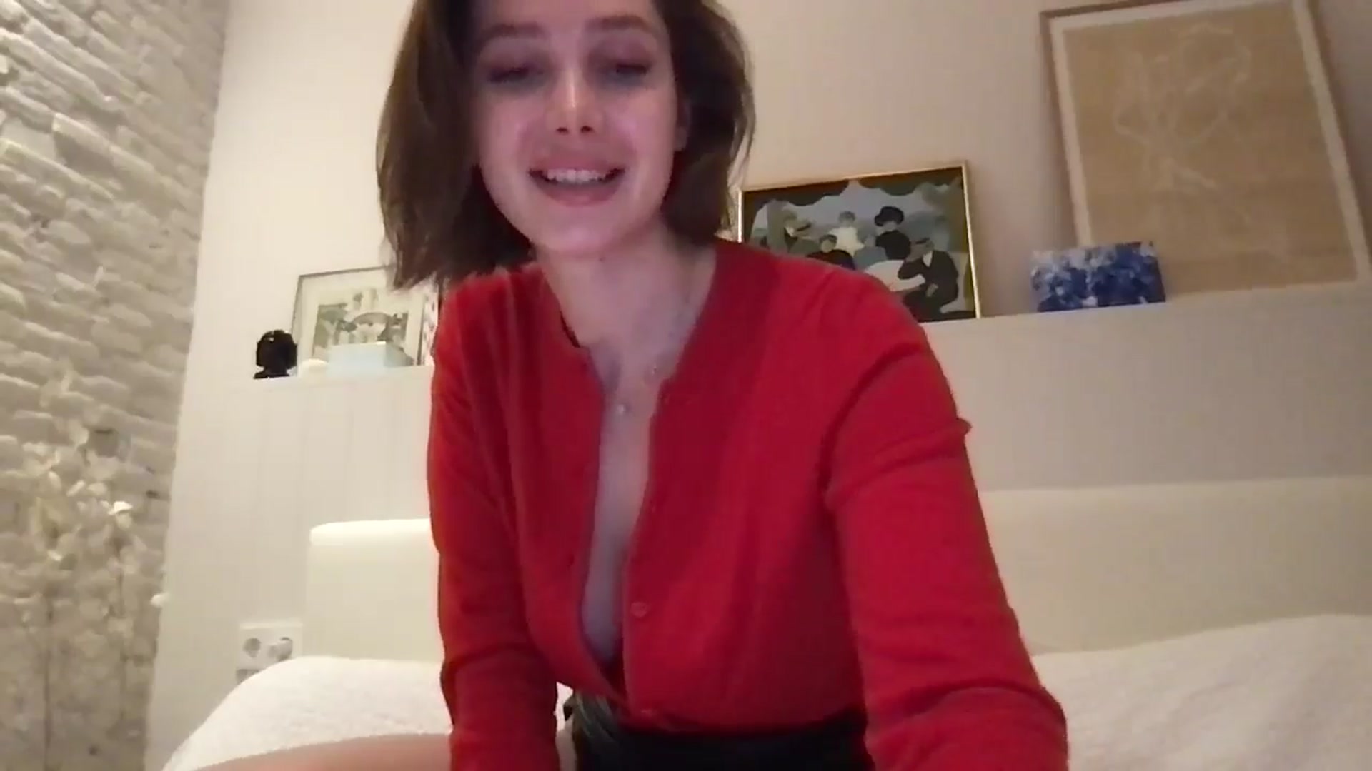 Gallery image thumbnail from LaLune's myfreecams stream on, 11/14/2025, 18:45 image 6 of 20
