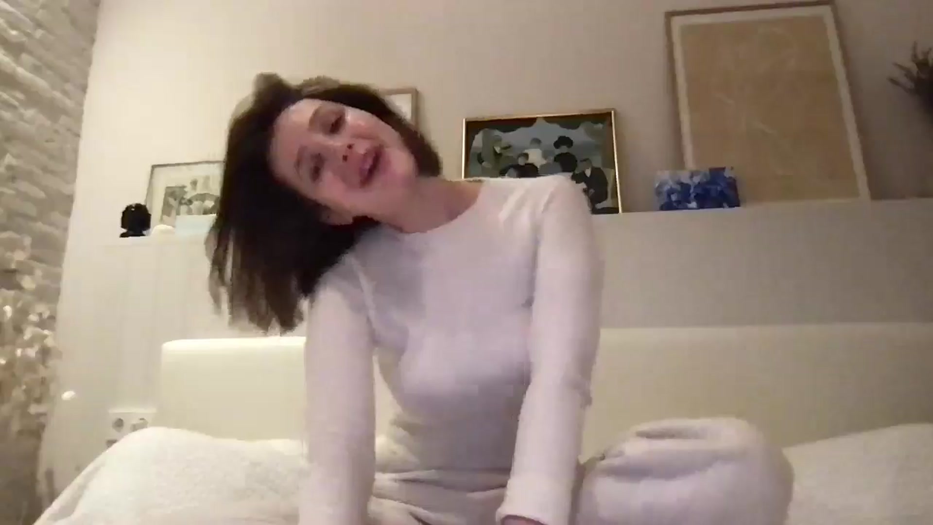 Gallery image thumbnail from LaLune's myfreecams stream on, 11/20/2025, 17:19 image 11 of 20