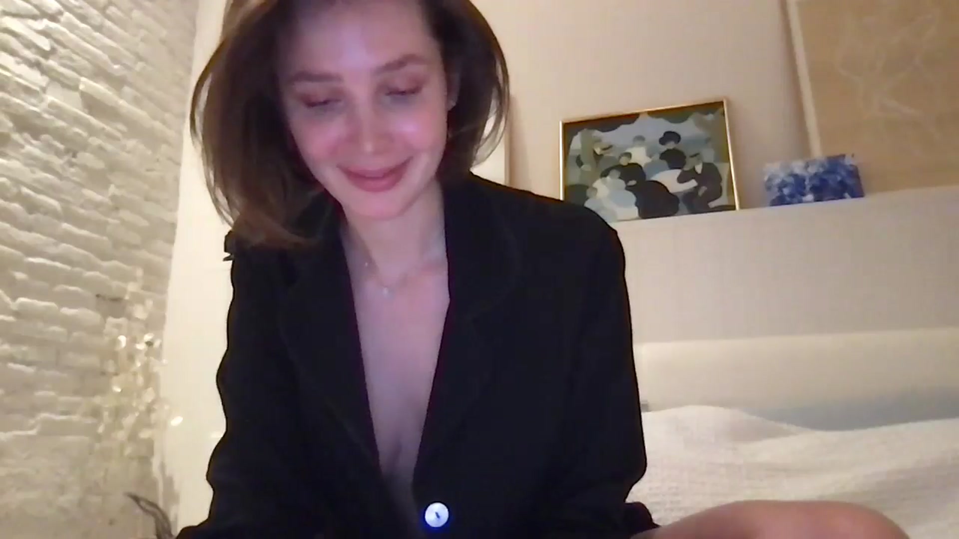 Gallery image thumbnail from LaLune's myfreecams stream on, 11/30/2025, 18:57 image 19 of 20