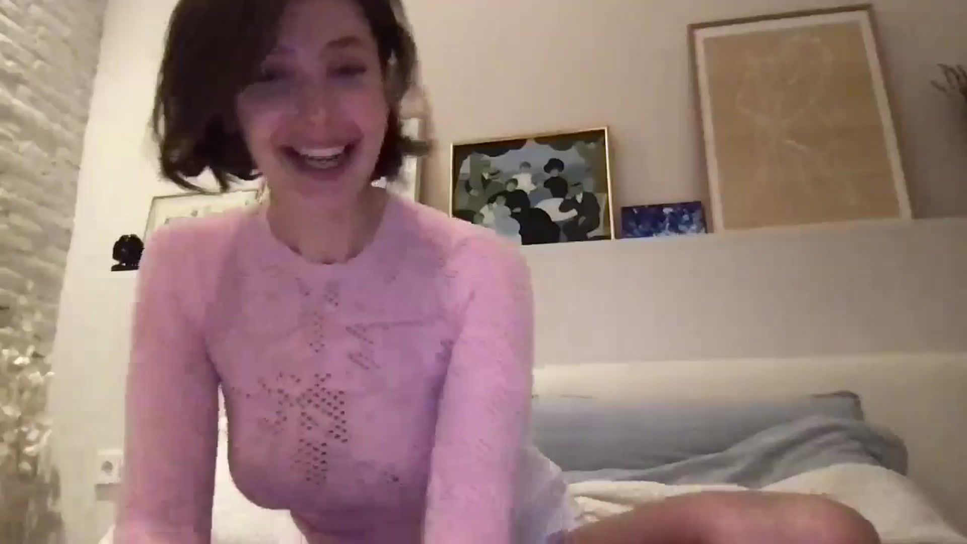 Gallery image thumbnail from LaLune's myfreecams stream on, 01/20/2026, 17:57 image 8 of 20
