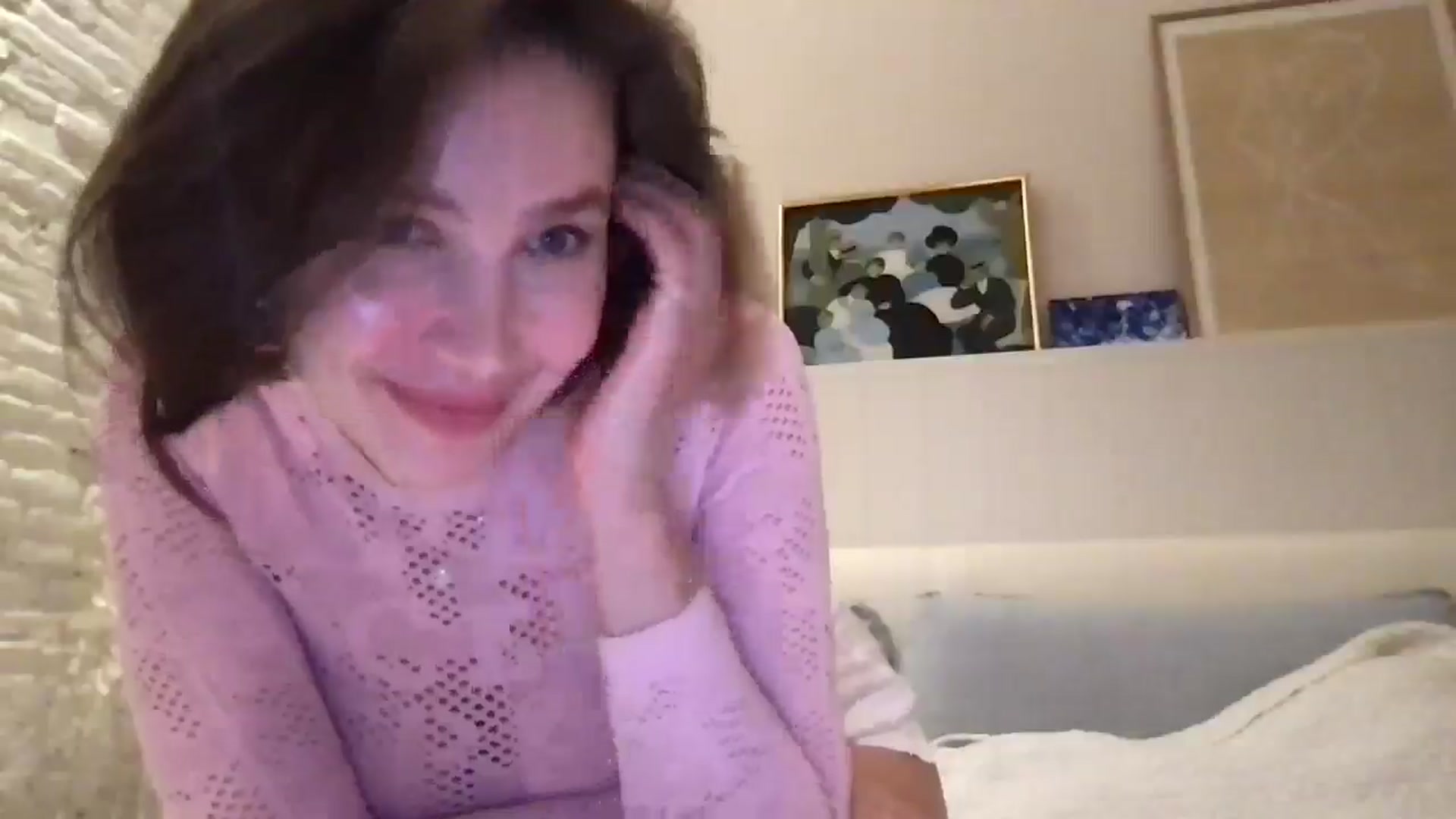 Gallery image thumbnail from LaLune's myfreecams stream on, 01/20/2026, 21:55 image 14 of 20