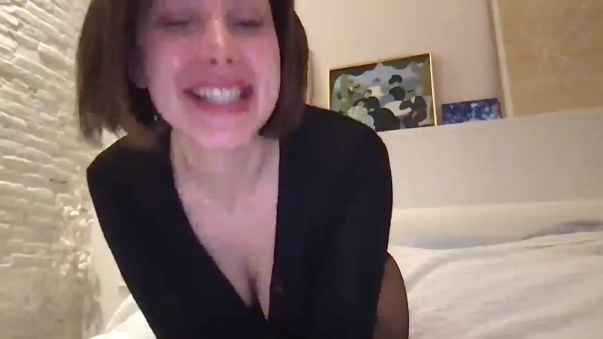 Gallery image thumbnail from LaLune's myfreecams stream on, 01/23/2026, 17:32 image 19 of 20
