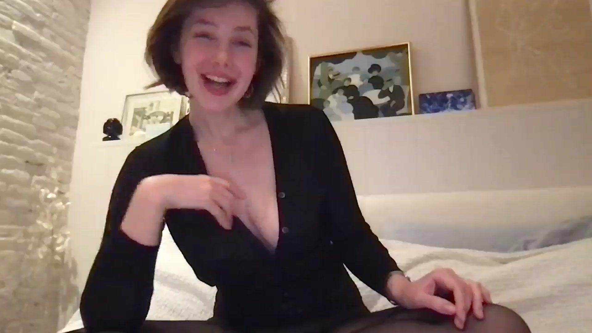 Gallery image thumbnail from LaLune's myfreecams stream on, 01/23/2026, 18:11 image 13 of 20