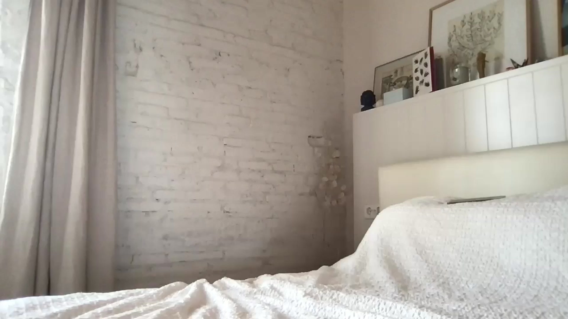 Gallery image thumbnail from LaLune's myfreecams stream on, 02/10/2026, 11:02 image 6 of 20