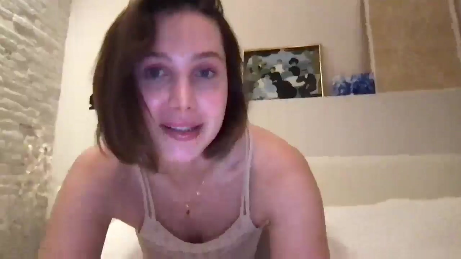 Gallery image thumbnail from LaLune's myfreecams stream on, 02/16/2026, 20:35 image 9 of 20