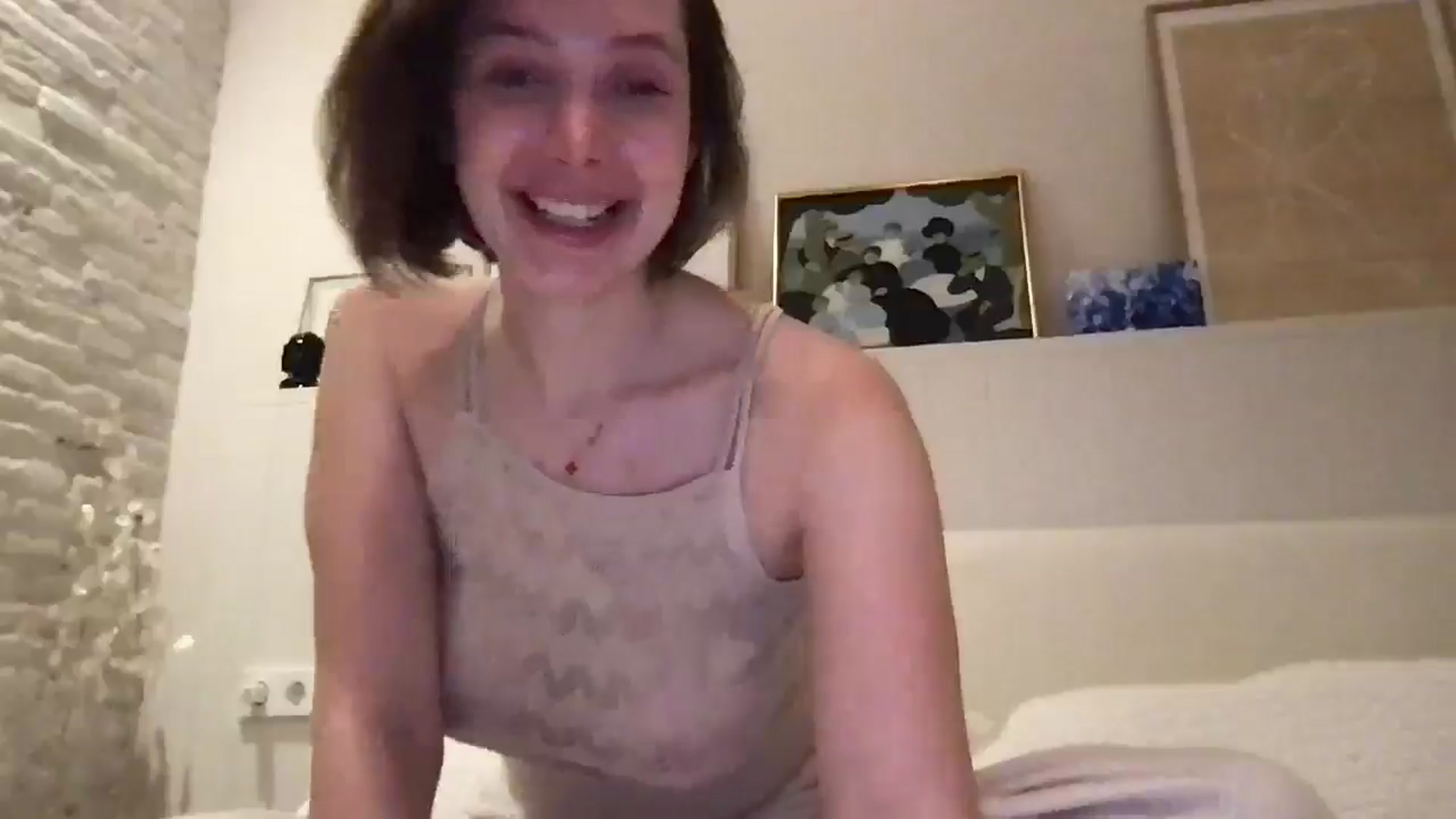 Gallery image thumbnail from LaLune's myfreecams stream on, 02/16/2026, 20:35 image 7 of 20