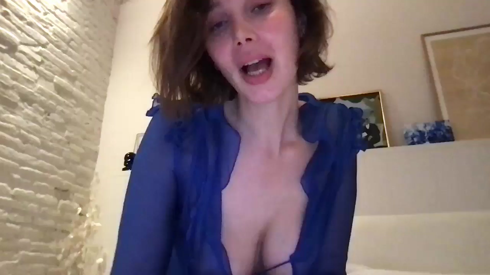 Gallery image thumbnail from LaLune's myfreecams stream on, 05/09/2026, 16:24 image 7 of 20
