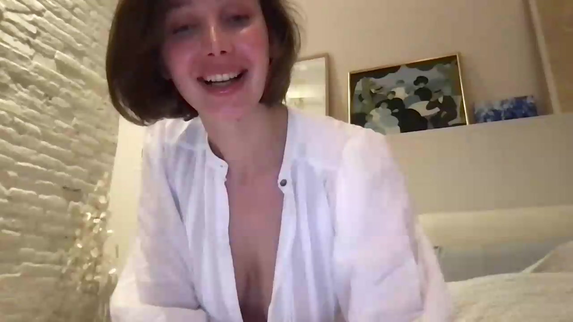 Gallery image thumbnail from LaLune's myfreecams stream on, 05/17/2026, 21:00 image 9 of 20