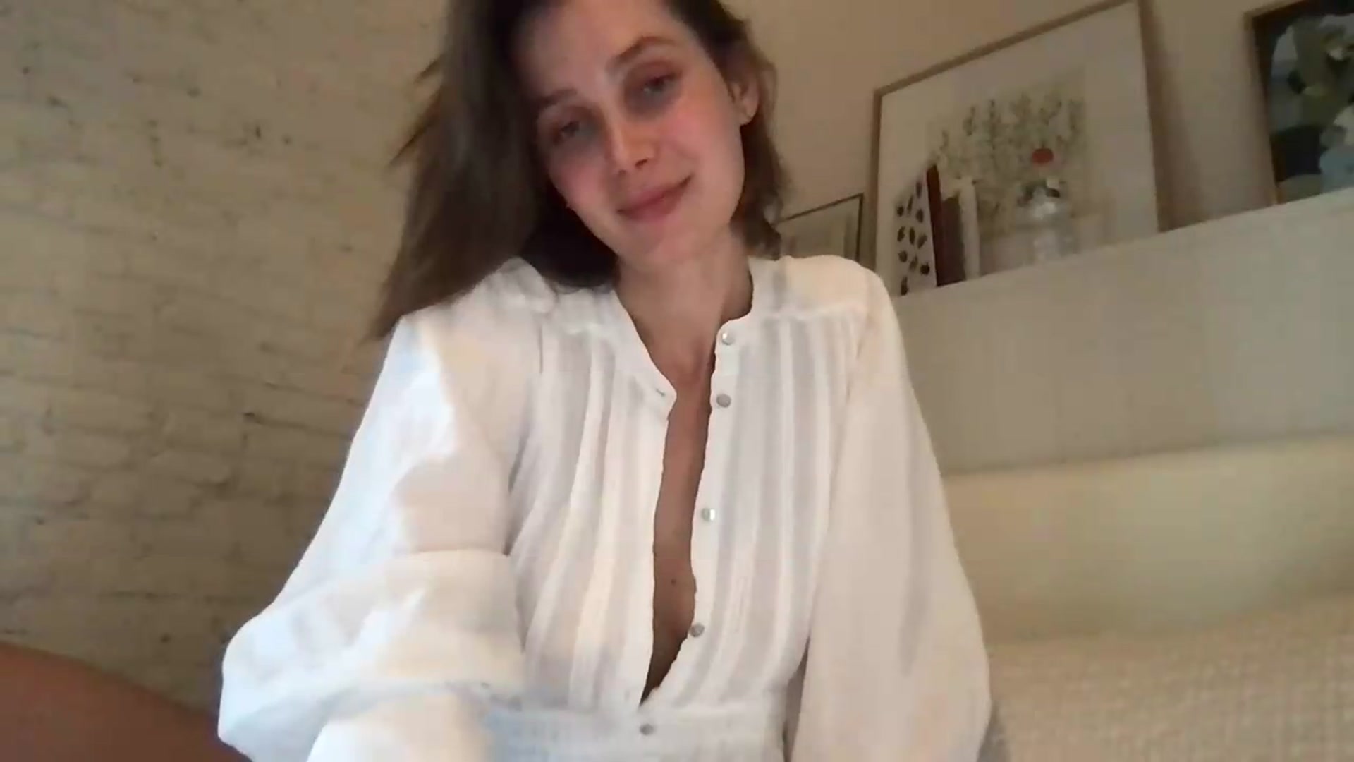 Gallery image thumbnail from LaLune's myfreecams stream on, 07/09/2026, 19:02 image 10 of 20