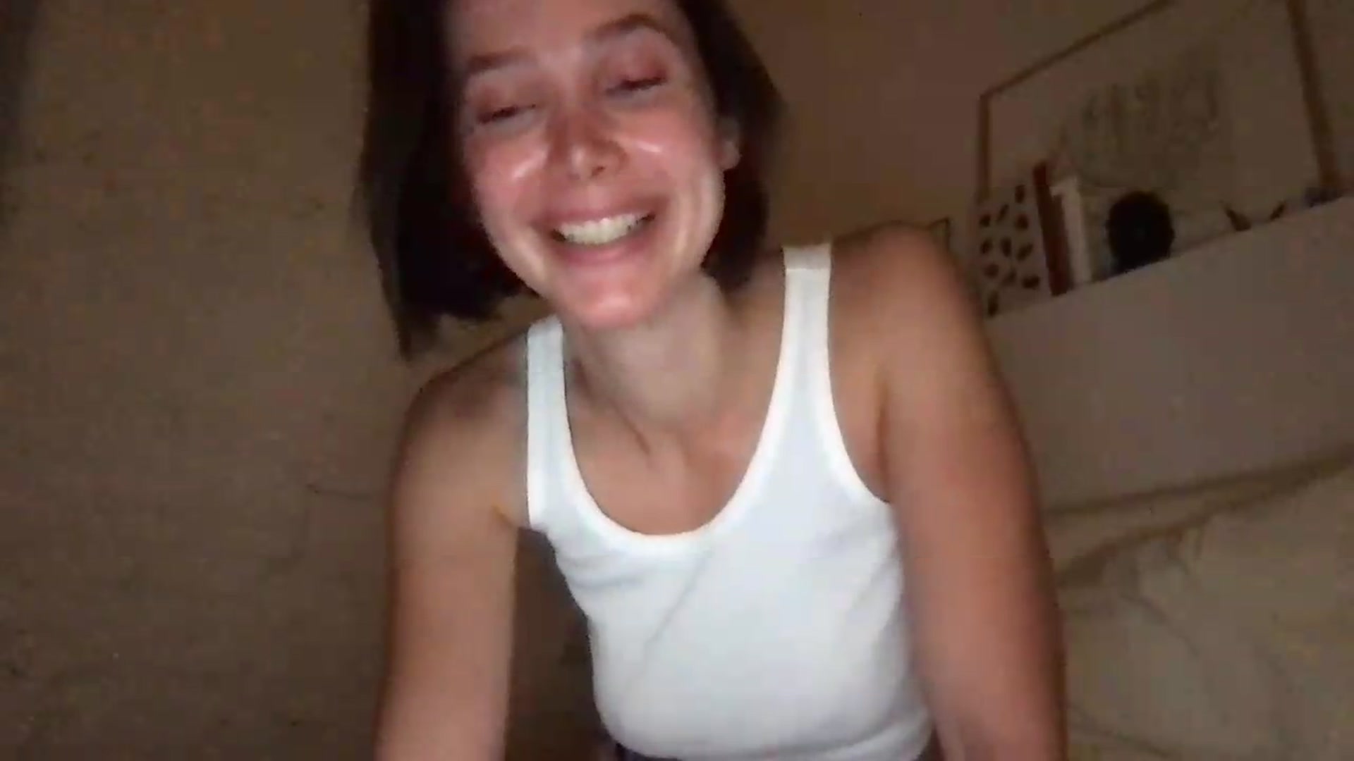 Gallery image thumbnail from LaLune's myfreecams stream on, 07/23/2026, 21:56 image 19 of 20