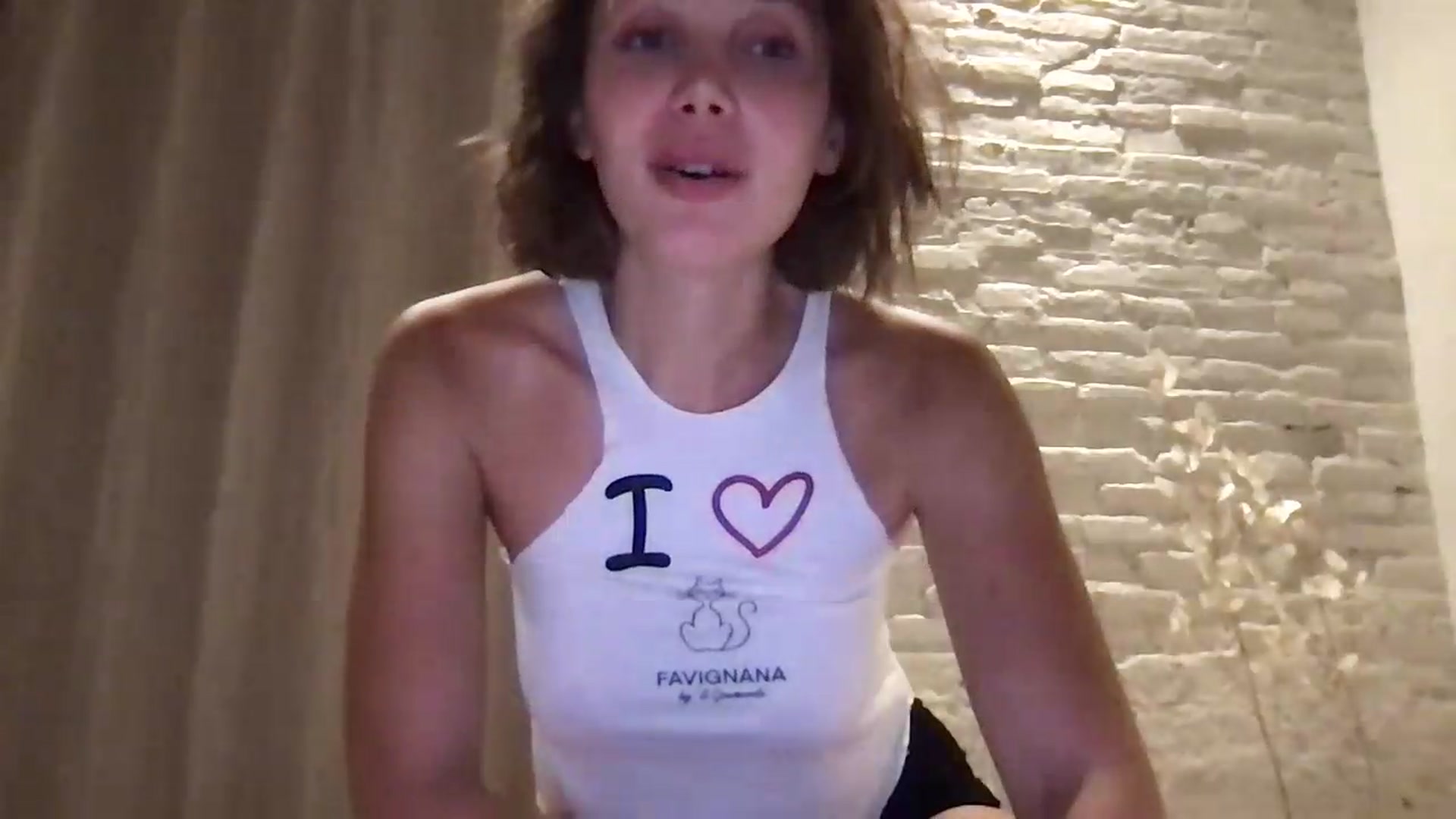 Gallery image thumbnail from LaLune's myfreecams stream on, 08/15/2026, 21:19 image 12 of 20