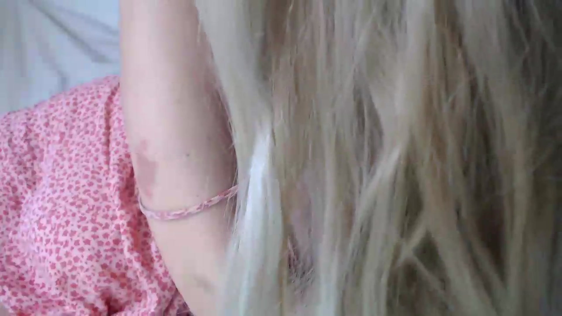 Gallery image thumbnail from LaReinney's myfreecams stream on, 06/28/2026, 15:17 image 6 of 20