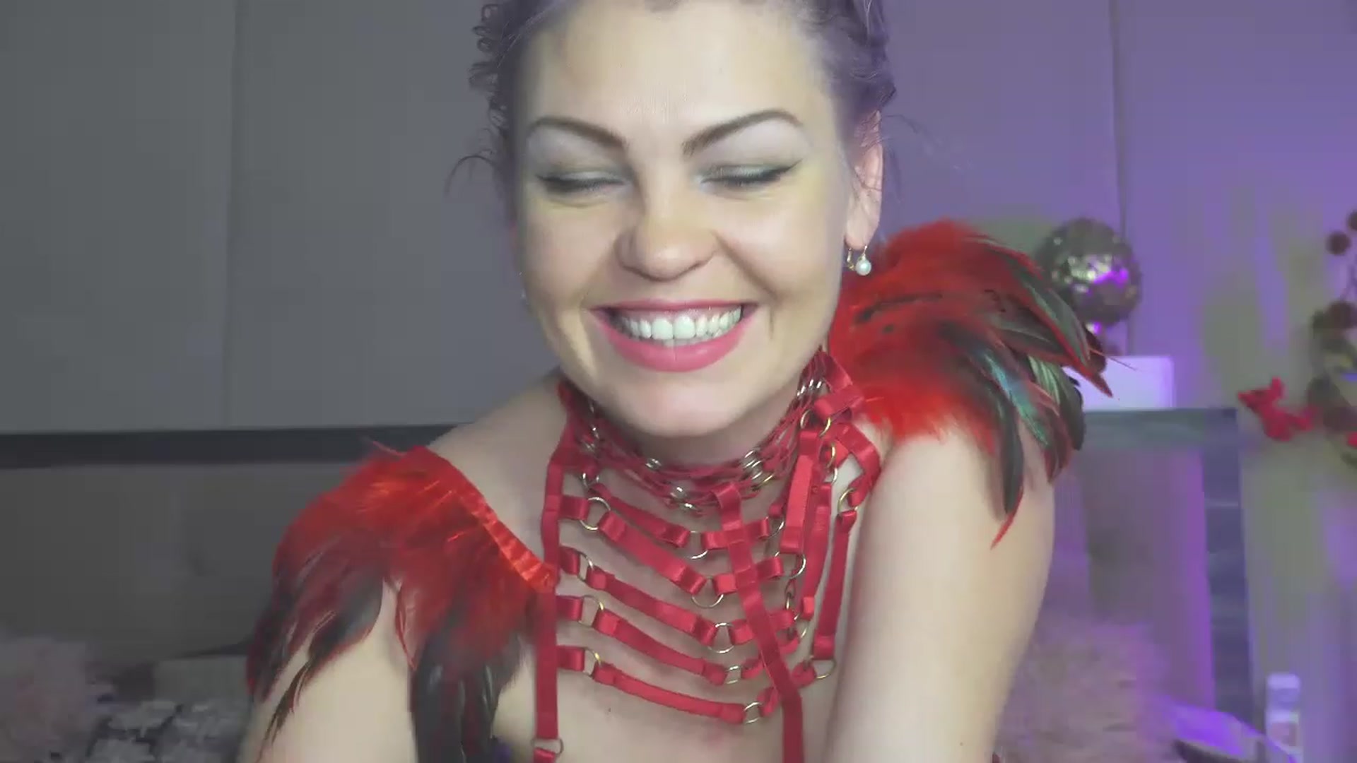 Gallery image thumbnail from LaSeductrice's myfreecams stream on, 12/22/2022, 22:59 image 9 of 20