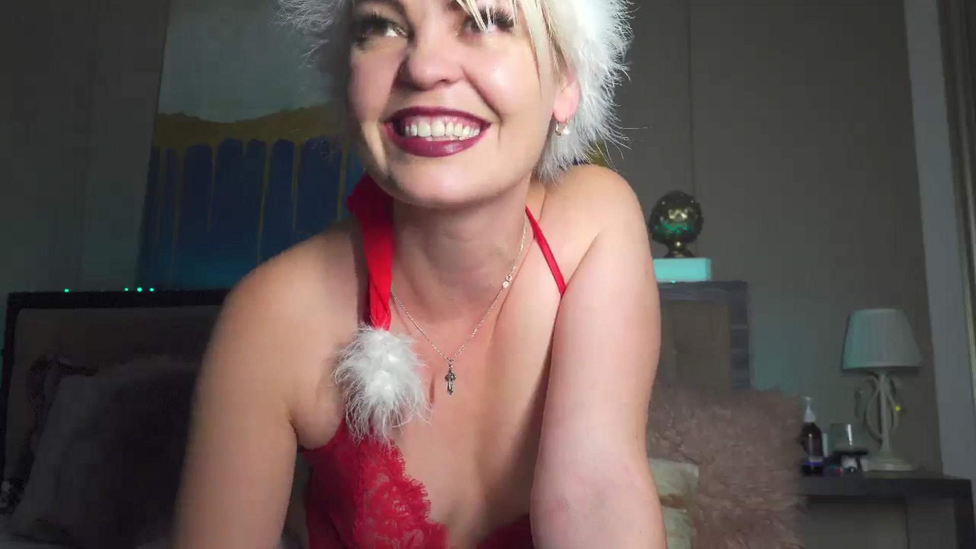 Gallery image thumbnail from LaSeductrice's myfreecams stream on, 12/25/2023, 24:11 image 8 of 20