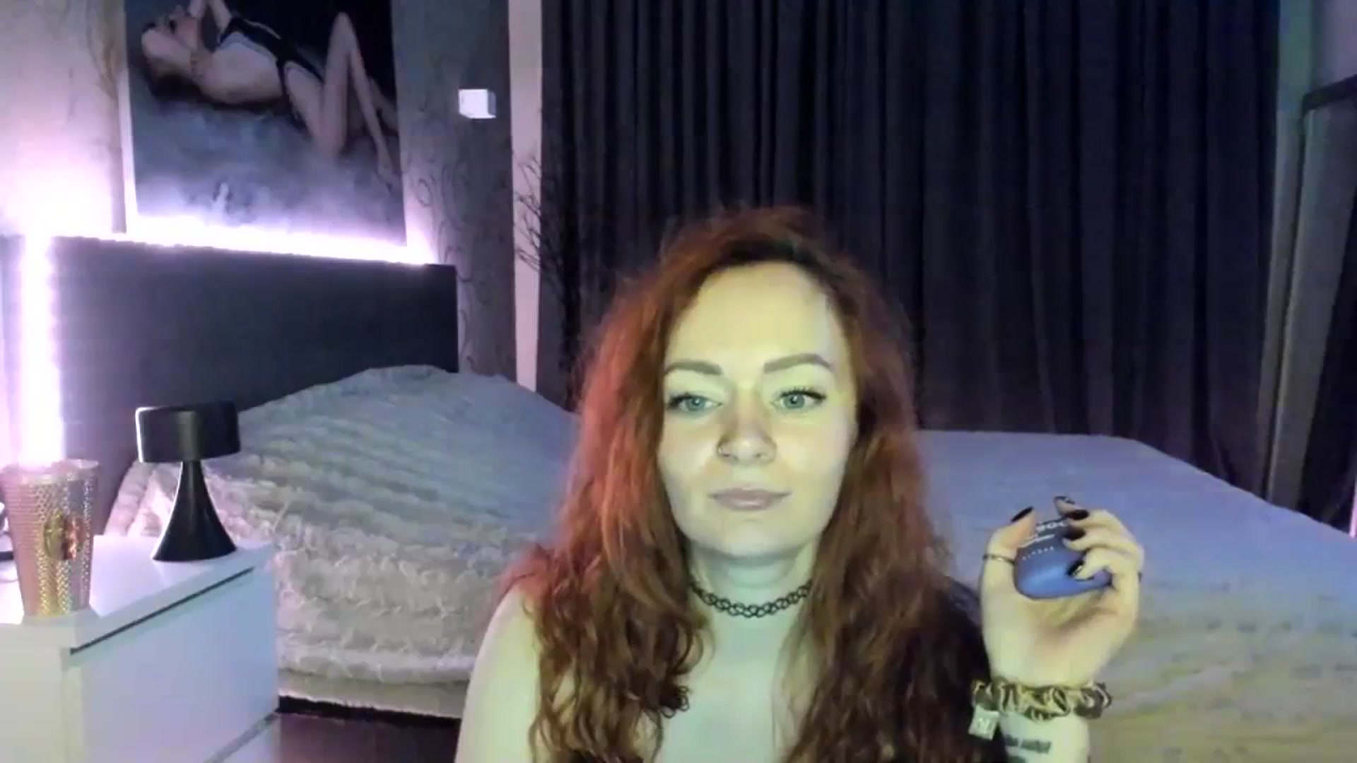 Gallery image thumbnail from La_Va's myfreecams stream on, 11/30/2023, 17:10 image 8 of 20
