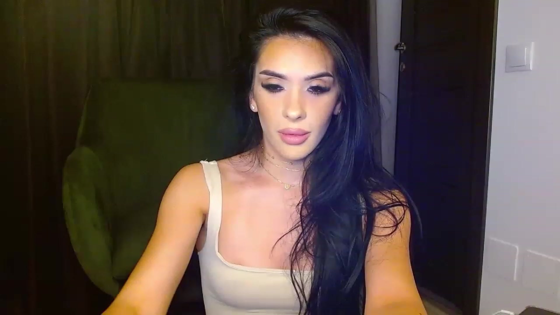 Gallery image thumbnail from La_bandida's myfreecams stream on, 07/05/2023, 20:54 image 14 of 20
