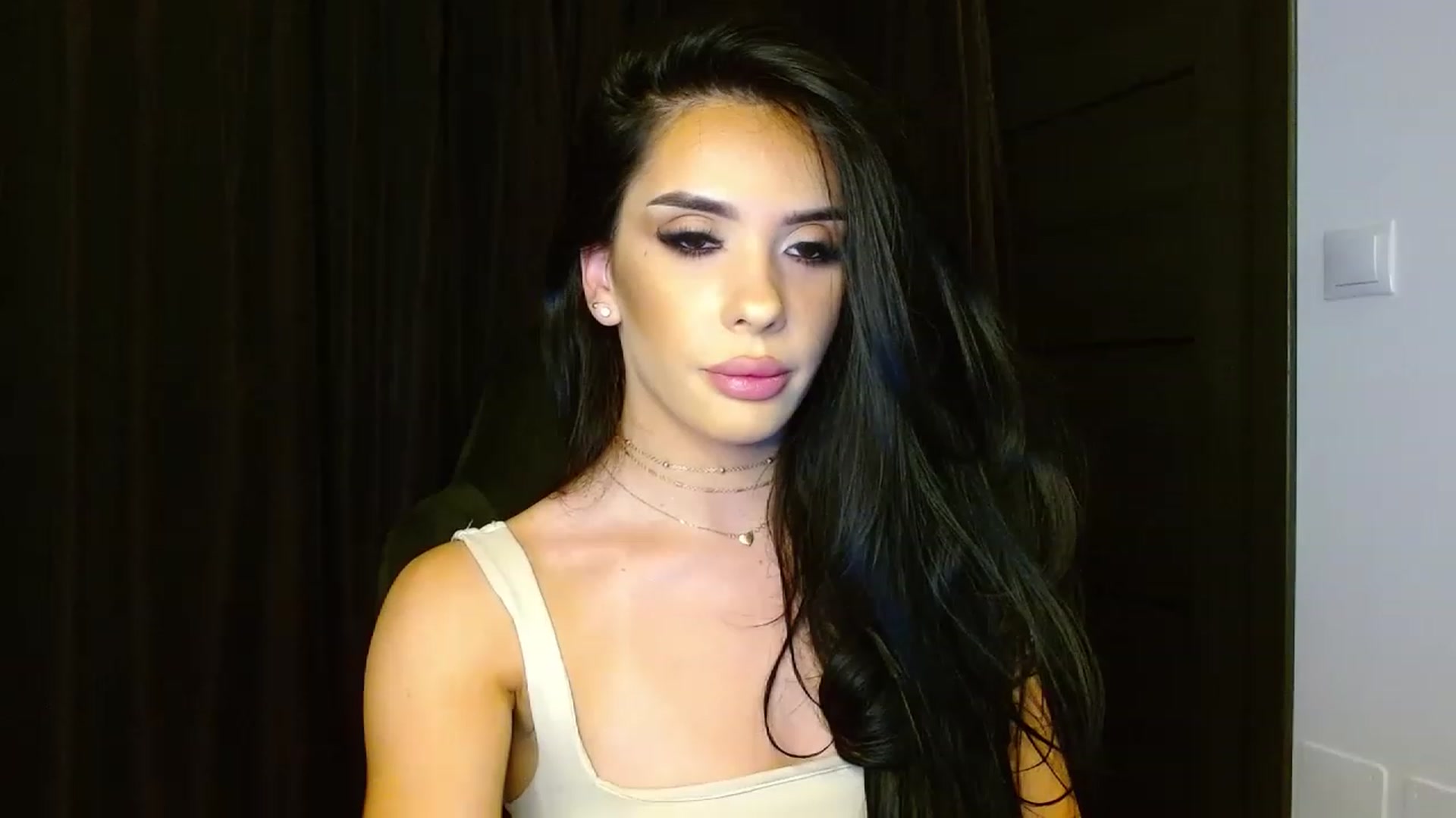 Gallery image thumbnail from La_bandida's myfreecams stream on, 07/05/2023, 22:42 image 20 of 20