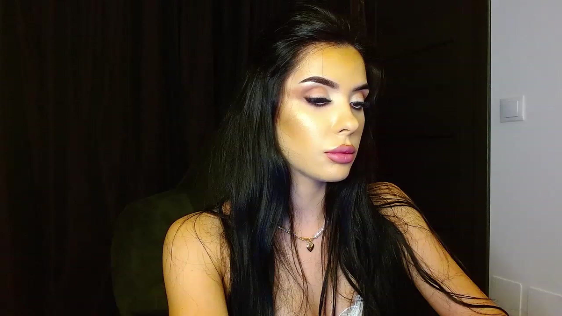 Gallery image thumbnail from La_bandida's myfreecams stream on, 07/11/2023, 22:11 image 2 of 20