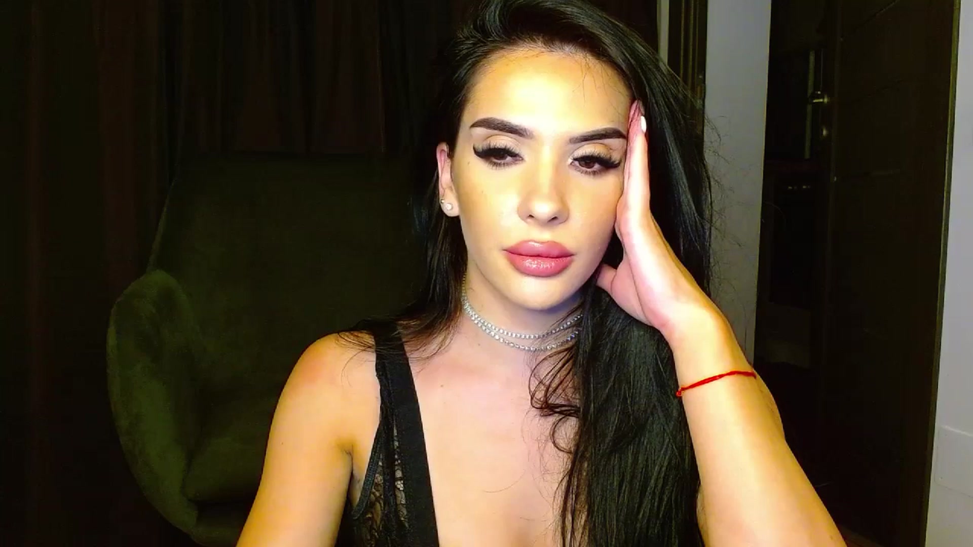 Gallery image thumbnail from La_bandida's myfreecams stream on, 07/14/2023, 24:11 image 10 of 20