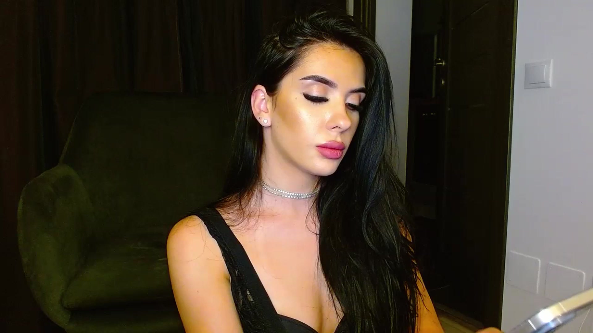 Gallery image thumbnail from La_bandida's myfreecams stream on, 07/14/2023, 24:11 image 15 of 20