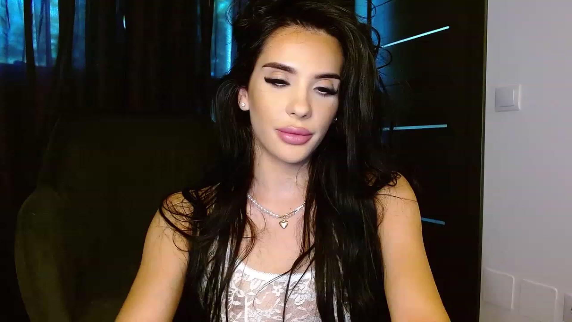 Gallery image thumbnail from La_bandida's myfreecams stream on, 07/17/2023, 12:33 image 1 of 20
