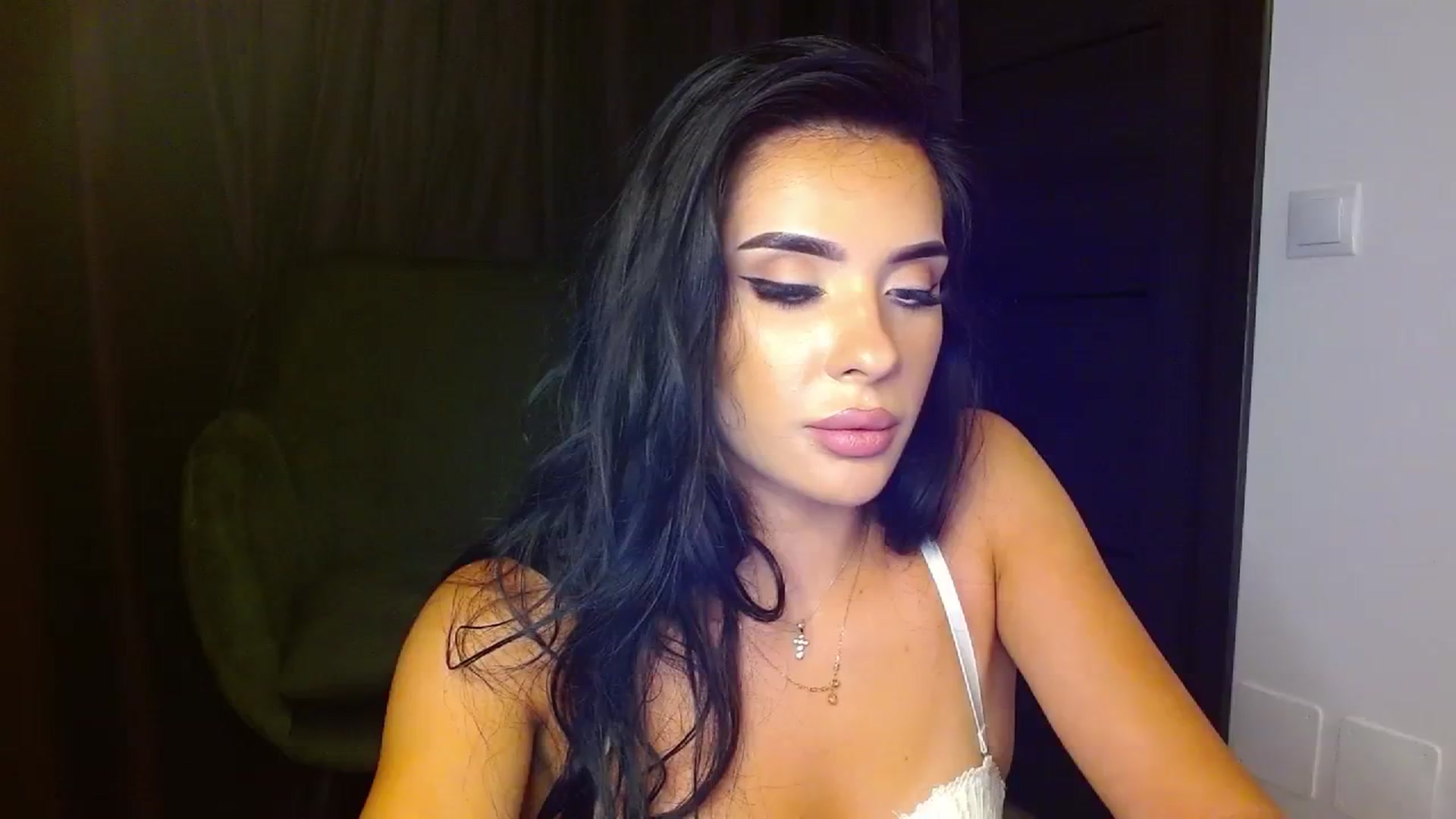 Gallery image thumbnail from La_bandida's myfreecams stream on, 07/31/2023, 22:42 image 6 of 20