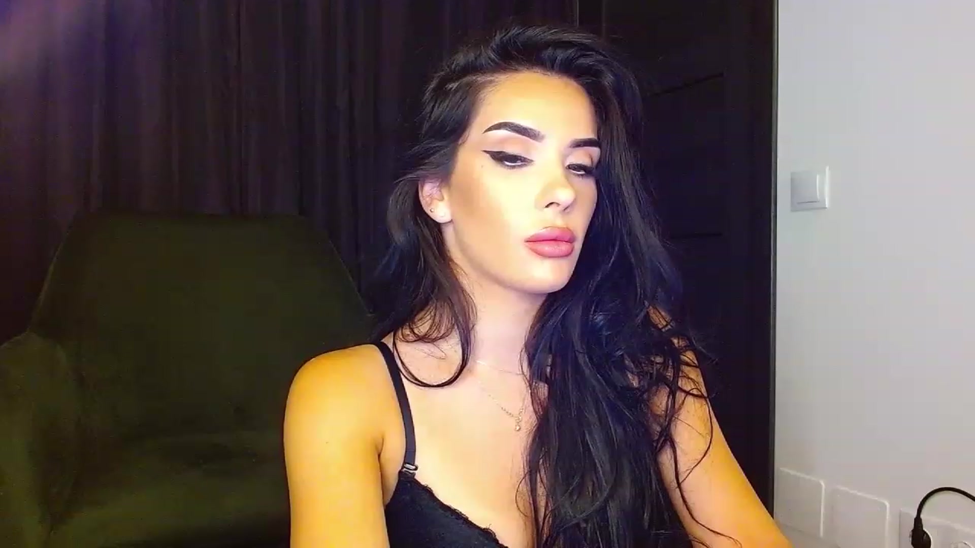 Gallery image thumbnail from La_bandida's myfreecams stream on, 08/15/2023, 20:20 image 9 of 20