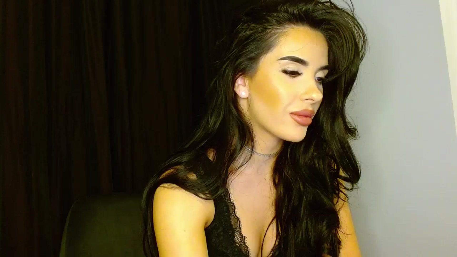 Gallery image thumbnail from La_bandida's myfreecams stream on, 09/25/2023, 23:24 image 4 of 20