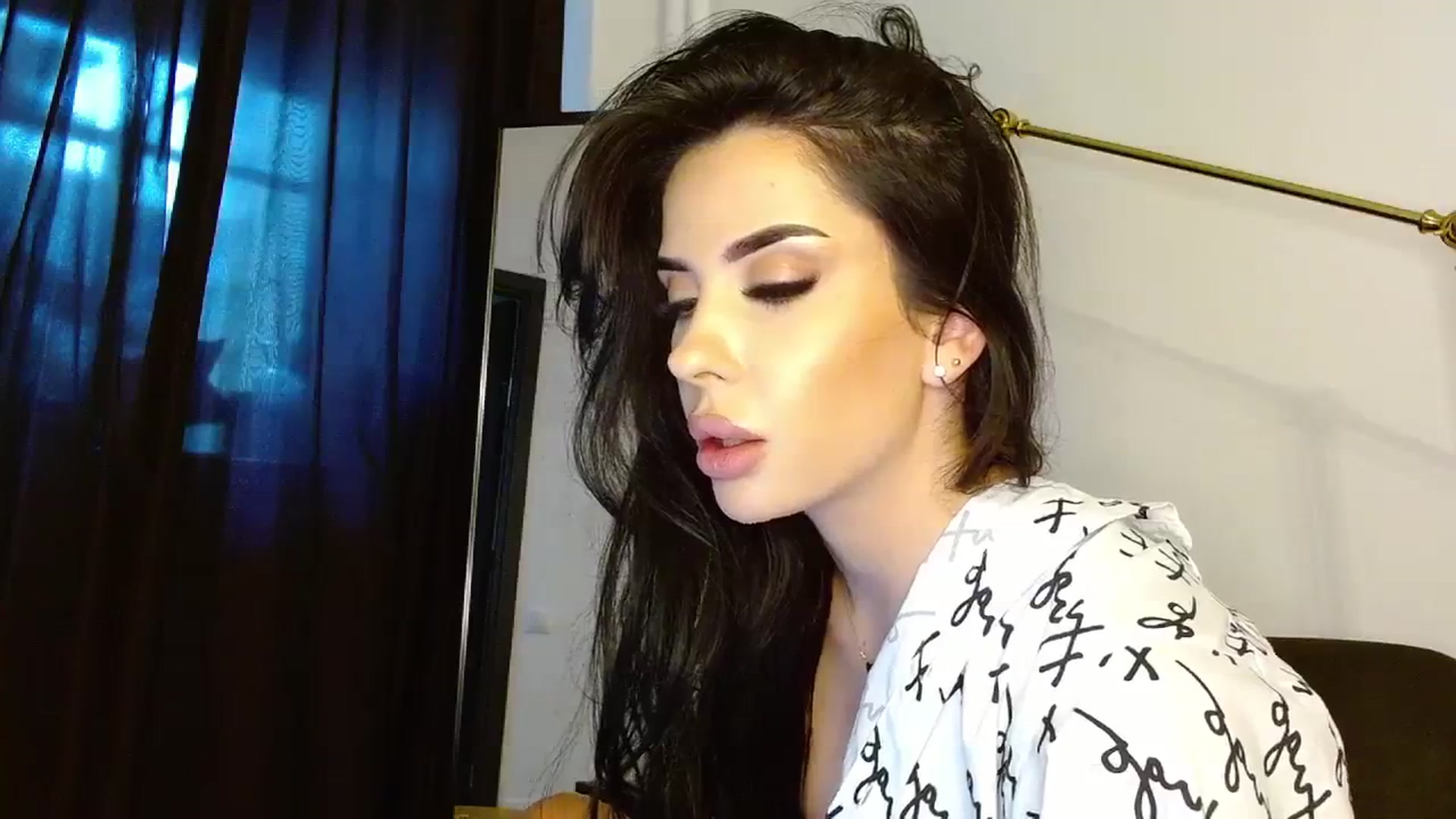 Gallery image thumbnail from La_bandida's myfreecams stream on, 10/24/2023, 13:48 image 12 of 20