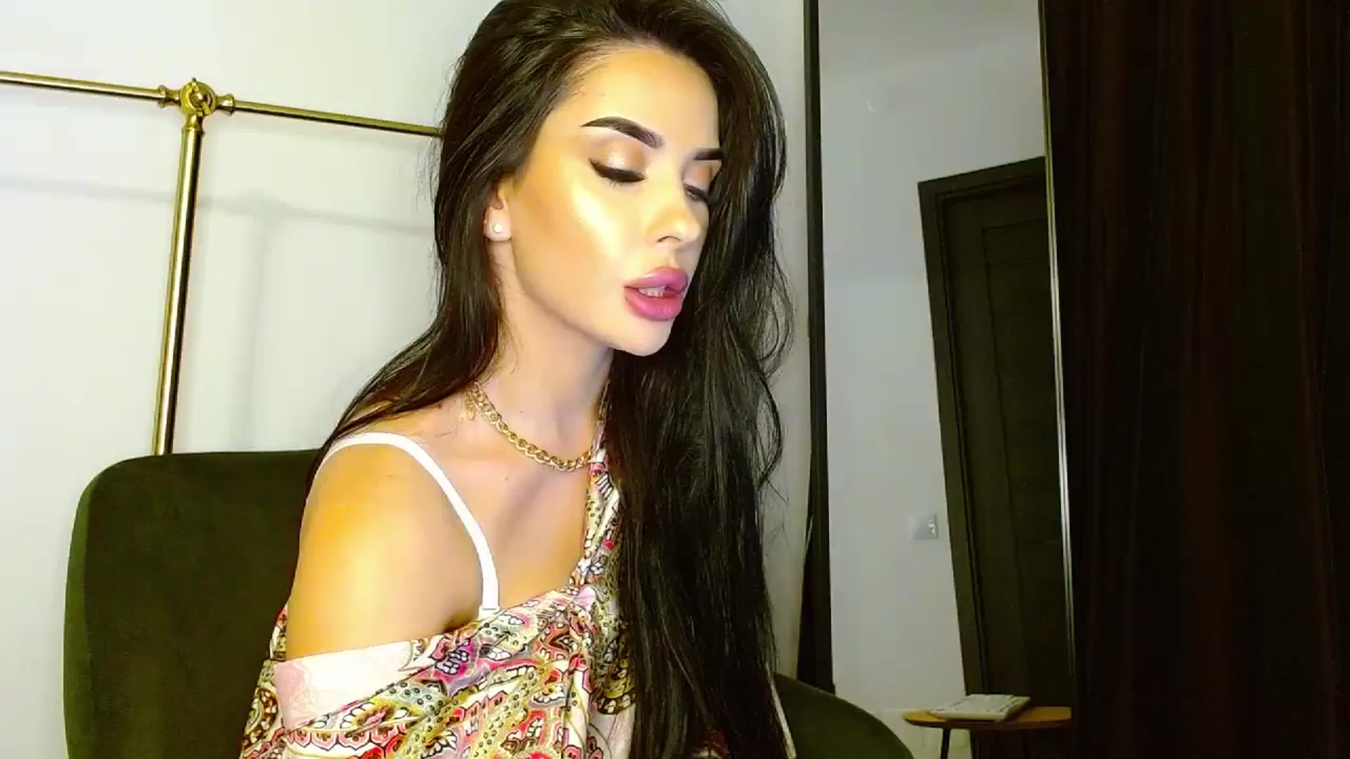 Gallery image thumbnail from La_bandida's myfreecams stream on, 11/02/2023, 16:41 image 11 of 20