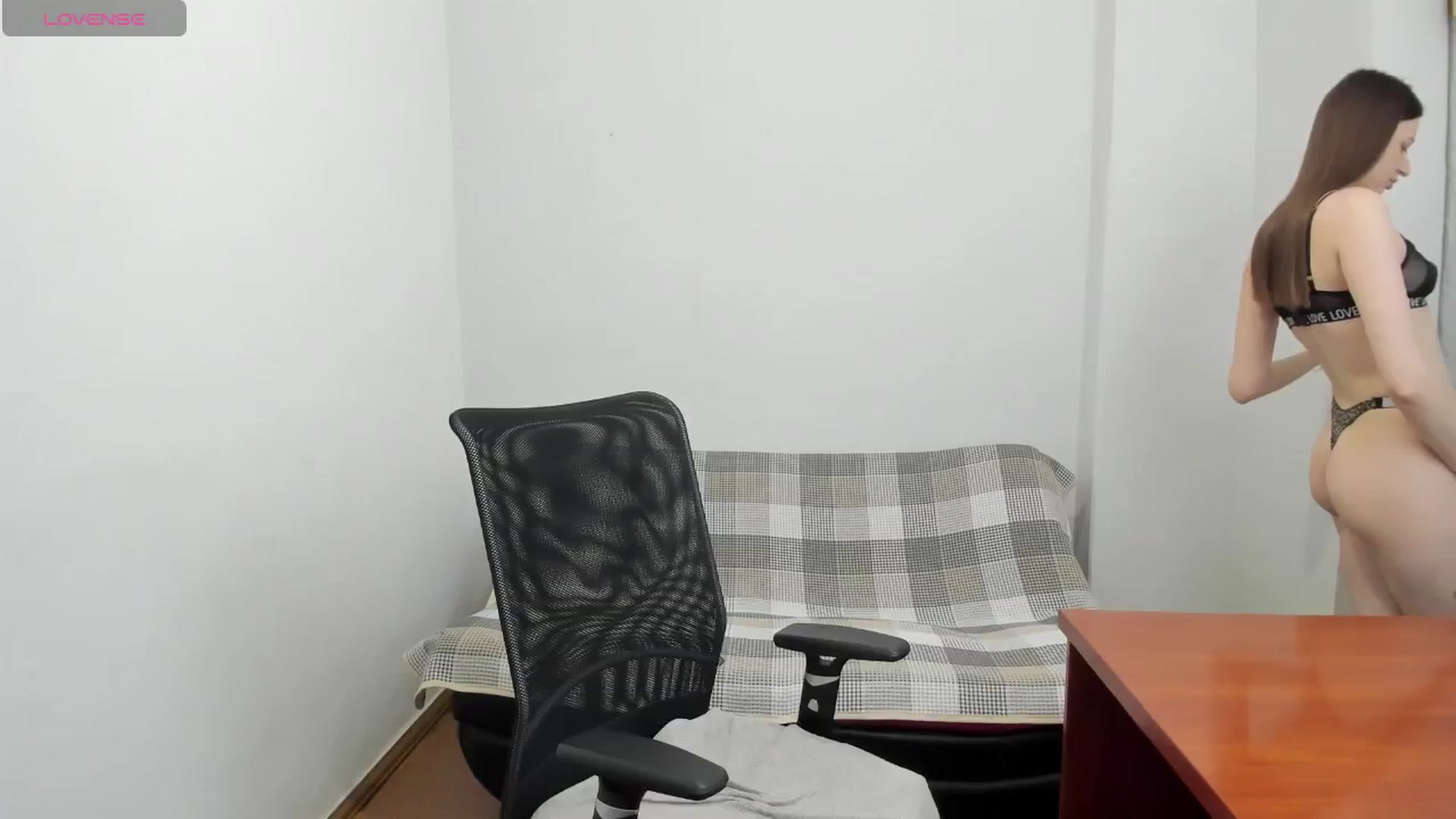 Gallery image thumbnail from La_isla's myfreecams stream on, 03/03/2025, 09:11 image 19 of 20