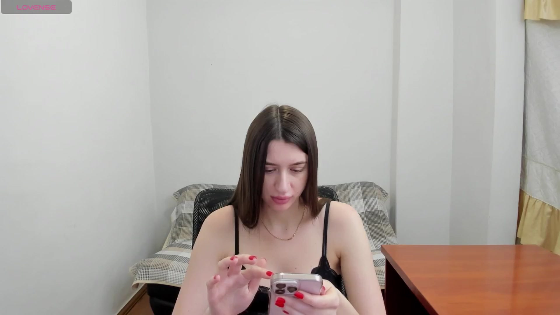 Gallery image thumbnail from La_isla's myfreecams stream on, 03/25/2025, 10:11 image 10 of 20